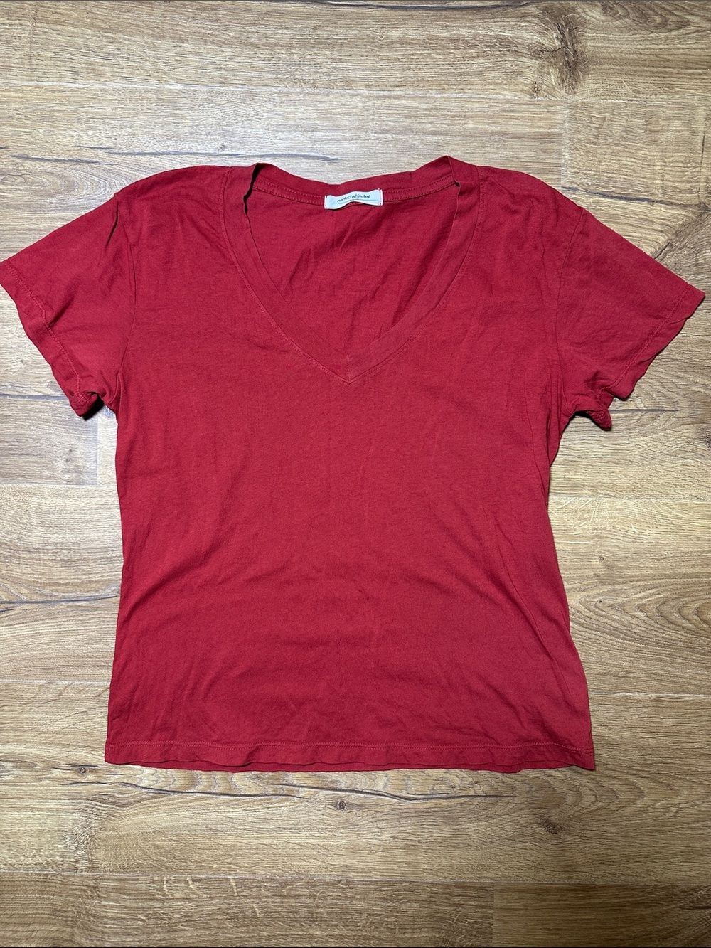 perfectwhitetee 100% Cotton Red V-Neck Short Sleeve Tee Small